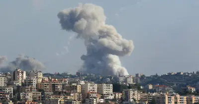 إيران تهدد باستكمال الحرب بعد القصف الإسرائيلي العنيف للبنان