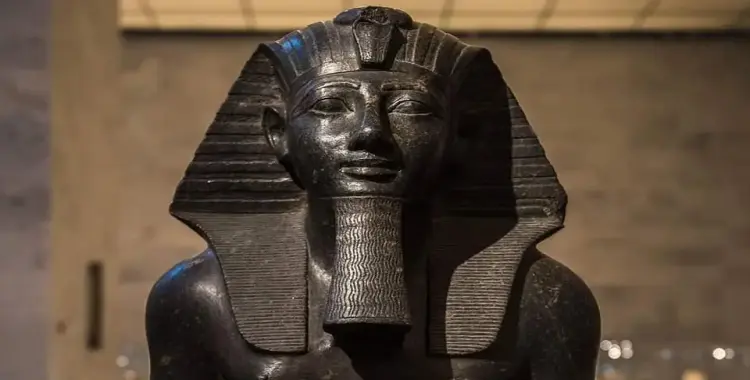  هولندا تعيد لمصر تمثالا نادرا بعد سرقته وتهريبه في أحداث 2011 