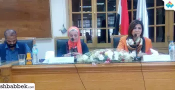 آداب عين شمس تنظم محاضرة علمية عن اللغة الاردية (صور)