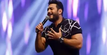 تامر حسني يحيي حفلا في شبين الكوم