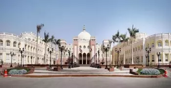 تطبيق التحول الرقمي في جميع كليات وإدارت الجامعة البريطانية