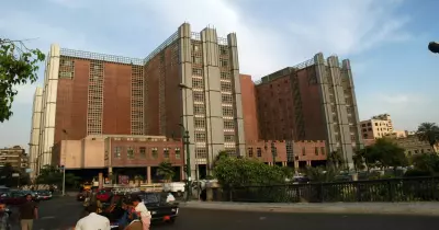 القصر العيني يسرق قرنية متوفي.. ومدير المستشفى: «ما فعلناه قانوني»