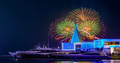 فعاليات اليوم الوطني بالمدينة المنورة 95.. عروض نارية ومسيرات