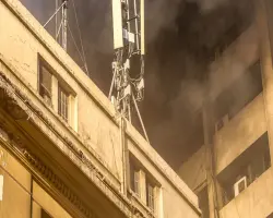حريق سنترال رمسيس يتجدد والحماية المدنية تتدخل.. صور