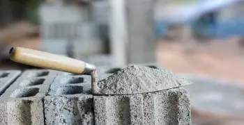 أسعار الأسمنت 2026.. تعرف على سعر الطن الجديد بعد الزيادة في الأسواق