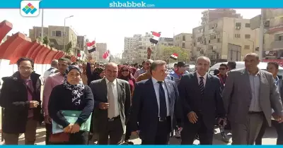 رئيس جامعة بنها يقود مسيرة للمشاركة في الانتخابات الرئاسية
