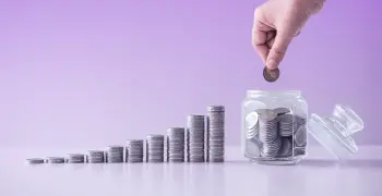 هل درجات مادة الثقافة المالية للصف الثاني الثانوي تضاف للمجموع؟