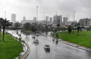 الدفاع المدني السعودي يحذر من أمطار غزيرة وسيول بدءا من غد الجمعة وحتى الثلاثاء