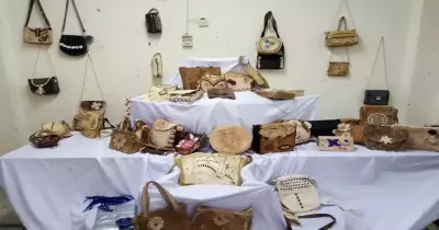 صور معرض «تكاملات فنية» لطلاب كلية تربية أسيوط