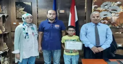 طالب مصري يلتحق بالجامعة بعد الصف السادس الابتدائي
