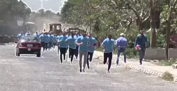 3 طالبات يتفوقن في سباق جري جامعة المنيا