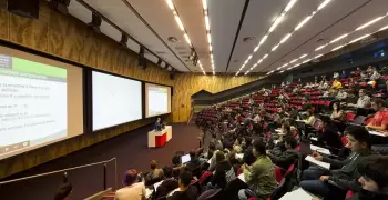 لطلاب الجامعة.. 5 بدائل لبرنامج «باور بوينت» لعروض أفضل