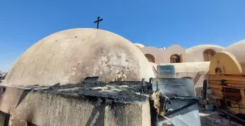 لحظة انفجار كنيسة العذراء بإسنا.. هل توجد وفيات أو إصابات؟ (فيديو)
