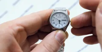 الساعة هتتغير امتى 2025؟.. اعرف موعد التوقيت الشتوي