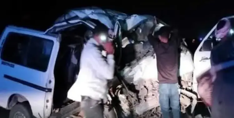  حادث طريق الكريمات.. 15 ضحية في انقلاب ميكروباص 