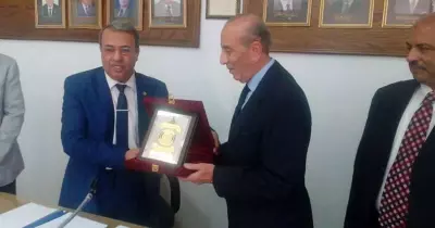 علوم عين شمس تكرم الحاصلين على جوائز الجامعة التقديرية