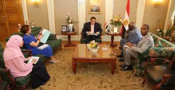 وزير التعليم العالى يبحث آليات تيسير الإجراءات على الطلاب الصوماليين في مصر