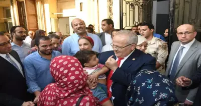 رئيس جامعة القاهرة يتفقد مراحل تطوير قصر العيني (صور)