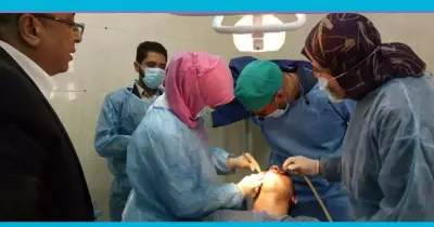 انتهاء دورة زراعة الأسنان الخامسة بجامعة الأزهر (صور)
