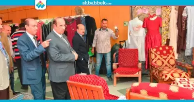 صور| جمعية رسالة تنظم معرضا خيريا بجامعة أسيوط