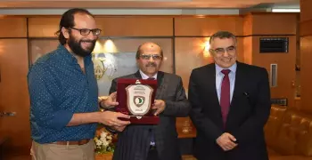 بالصور.. جامعة الفيوم تستضيف أحمد أمين في لقاء مفتوح مع الطلاب