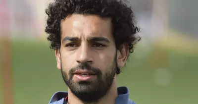 محمد صلاح في انجلترا لإجراء الكشف الطبي.. تمهيدا لانضمامه إلى ليفربول