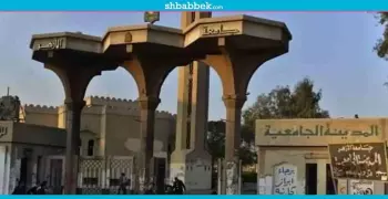 طلاب بمدن الأزهر يشتكون نقص الأغذية.. ومسئولون: الدولار السبب