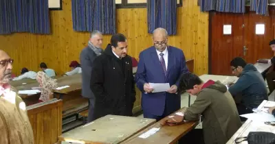 رئيس جامعة المنيا يتفقد لجان امتحانات طلاب كلية الهندسة (صور)