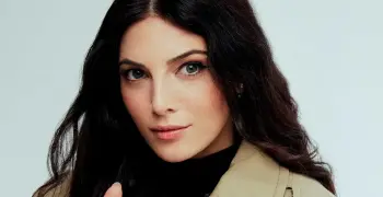 كم يبلغ طول رزان جمال الحقيقي ووزنها؟