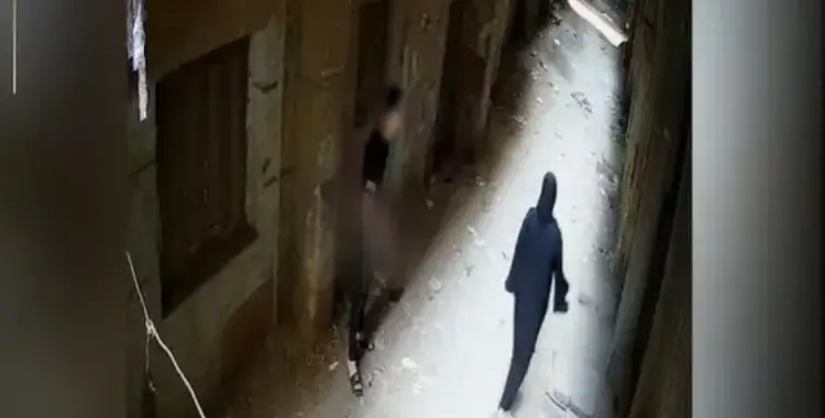  القبض على عامل يتحرش بالسيدات في أحد شوارع شبرا الخيمة «فيديو» 