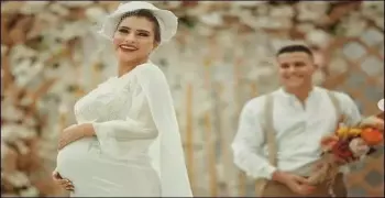 فيديو العروس الحامل وزوجها يروي حقيقة العرس