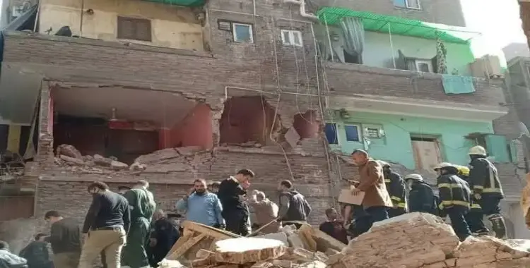  انهيار عقار البراجيل اليوم.. طفل صارع الموت تحت الركام 