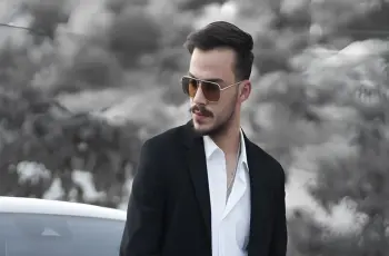 من هو الفنان حسام السيلاوي الذي أساء للإسلام؟