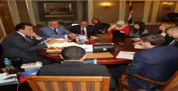 وزير التعليم العالى يبحث آليات التعاون مع جامعة «كينجز كولدج» في مجال طب الأسنان