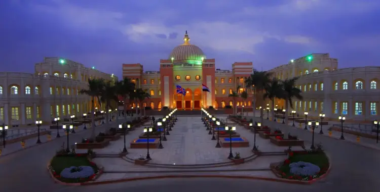  شهادات طالبات ضحايا تحرش الأساتذة بجامعة خاصة شهيرة تكشف المستور 