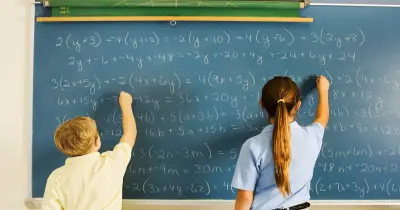 امتحانات كتاب الأضواء شهر نوفمبر math للصف الثالث الابتدائي 2026 بالإجابات