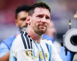 ميسي وهو بيعيط بعد خسارة كأس العالم 2026.. والمنتخب الأرجنتيني يوجه رسالة مؤثرة له