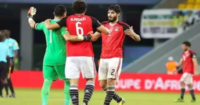 أطول لاعب كرة قدم في مصر.. قائمة تضم 8 «ناطحات سحاب»