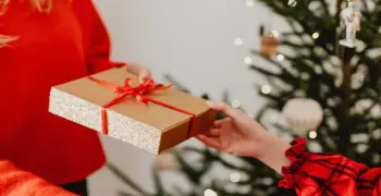 ما هي أفضل هدايا رأس السنة 2026 للأصدقاء؟