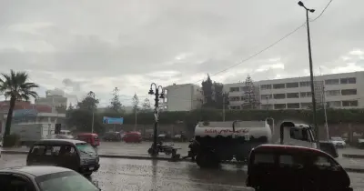 نوة المكنسة 2025 تضرب الإسكندرية.. تحذيرات من طقس مضطرب لمدة 4 أيام