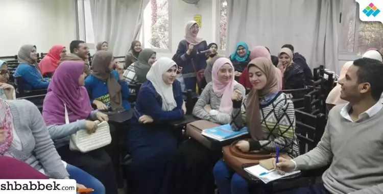  الجمعية العلمية لصيدلة المنصورة تنظم «English club» (صور) 