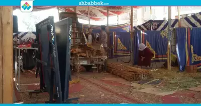 بعد افتتاحه بيوم.. إزالة معروضات مهرجان الأسر الطلابية بالمنصورة (صور)
