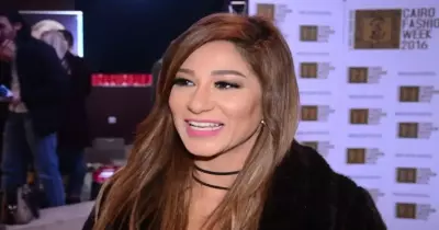 من هي إنجي شرف التي أعلنت اعتزالها التمثيل؟ وما دوافعها؟