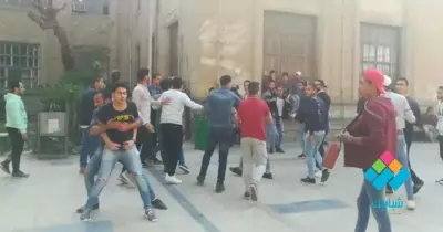 خناقة بجامعة القاهرة بسبب «ضحكة» طالبة (فيديو)