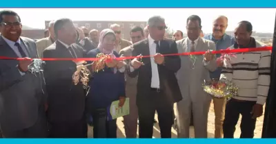 رئيس جامعة جنوب الوادي يفتتح شعبة لإعادة التصنيع