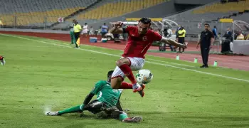 الاتحاد الأفريقي يؤجل مباراتي الأهلي في ربع نهائي دوري الأبطال