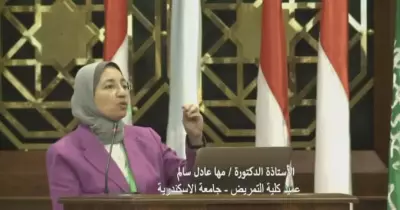«تمريض الإسكندرية» تجبر الطلاب بدفع 5 جنيهات لدهان حوائط الكلية