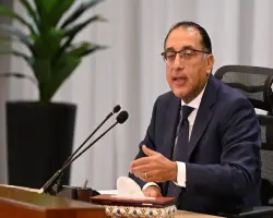 مصر تحتاج لمليون فرصة عمل سنويا.. مدبولي يكشف مفأجاة بخصوص نسبة البطالة والنموالسكاني