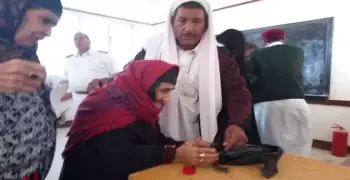 عمرها 125 عاما.. أكبر سيدة معمرة في مطروح بعد الإدلاء بصوتها: «شاركت من أجل المستقبل»