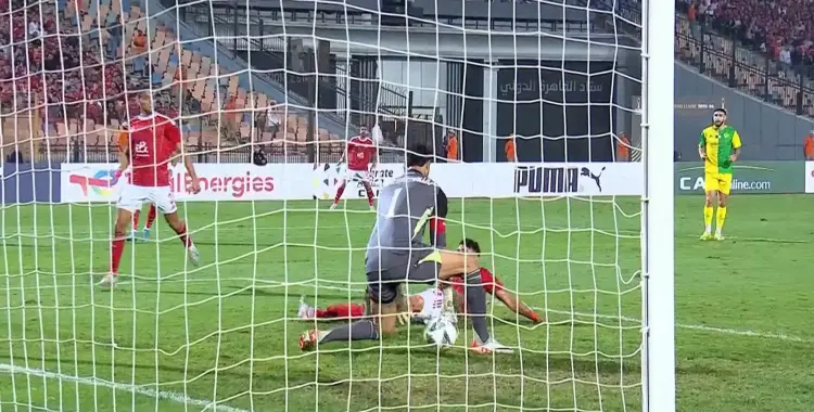  لقطة طريفة.. صدمة ياسر إبراهيم والشناوي من الهدف العكسي 